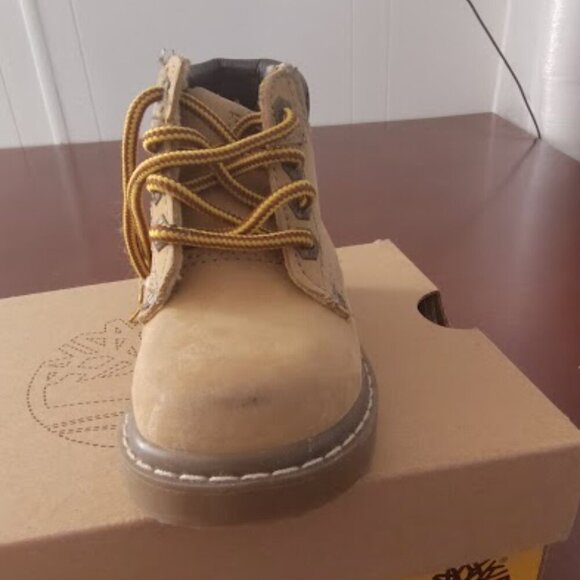 Timberland Toddler Size 6C Brown Athletic Waterproof Boots - Picture 2 of 6